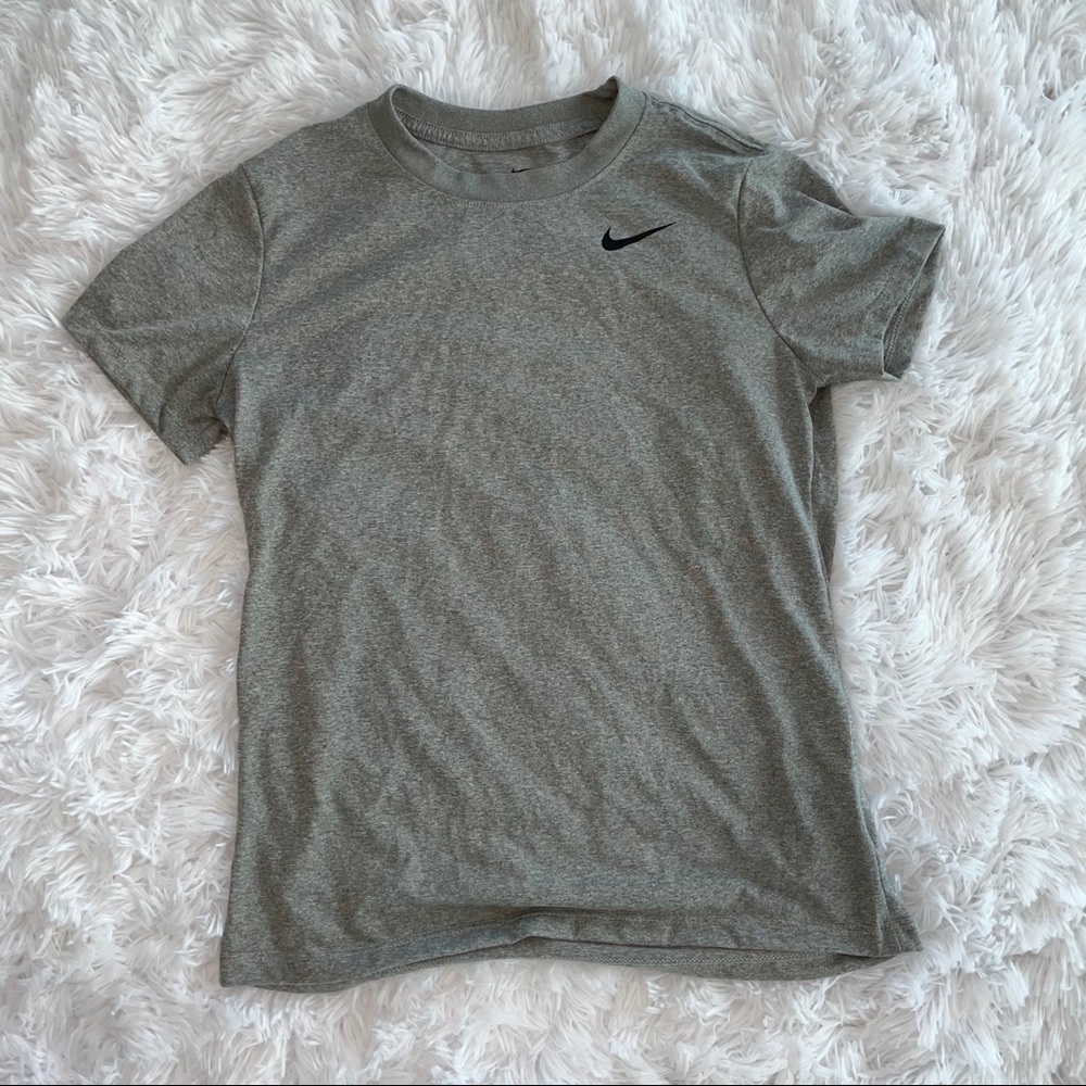 The Nike Tee, small grey